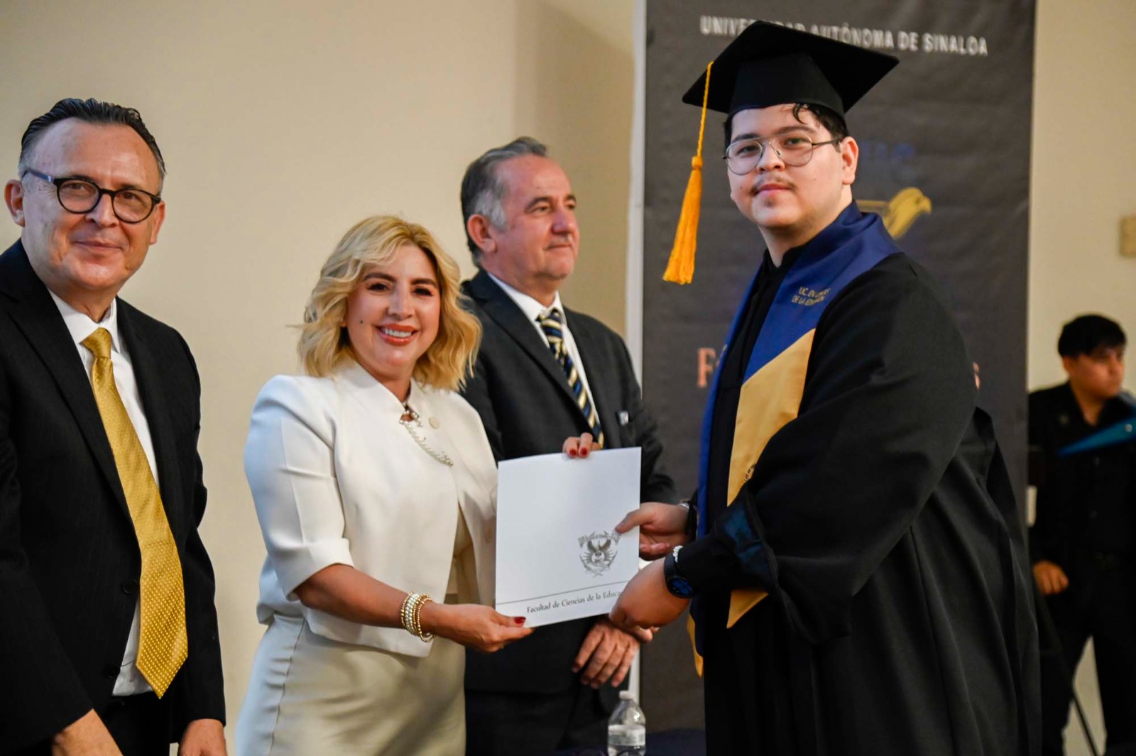 Egresa una nueva generación de profesionales de la Educación en la UAS; 70 nuevos docentes formados con valores y sentido humanista