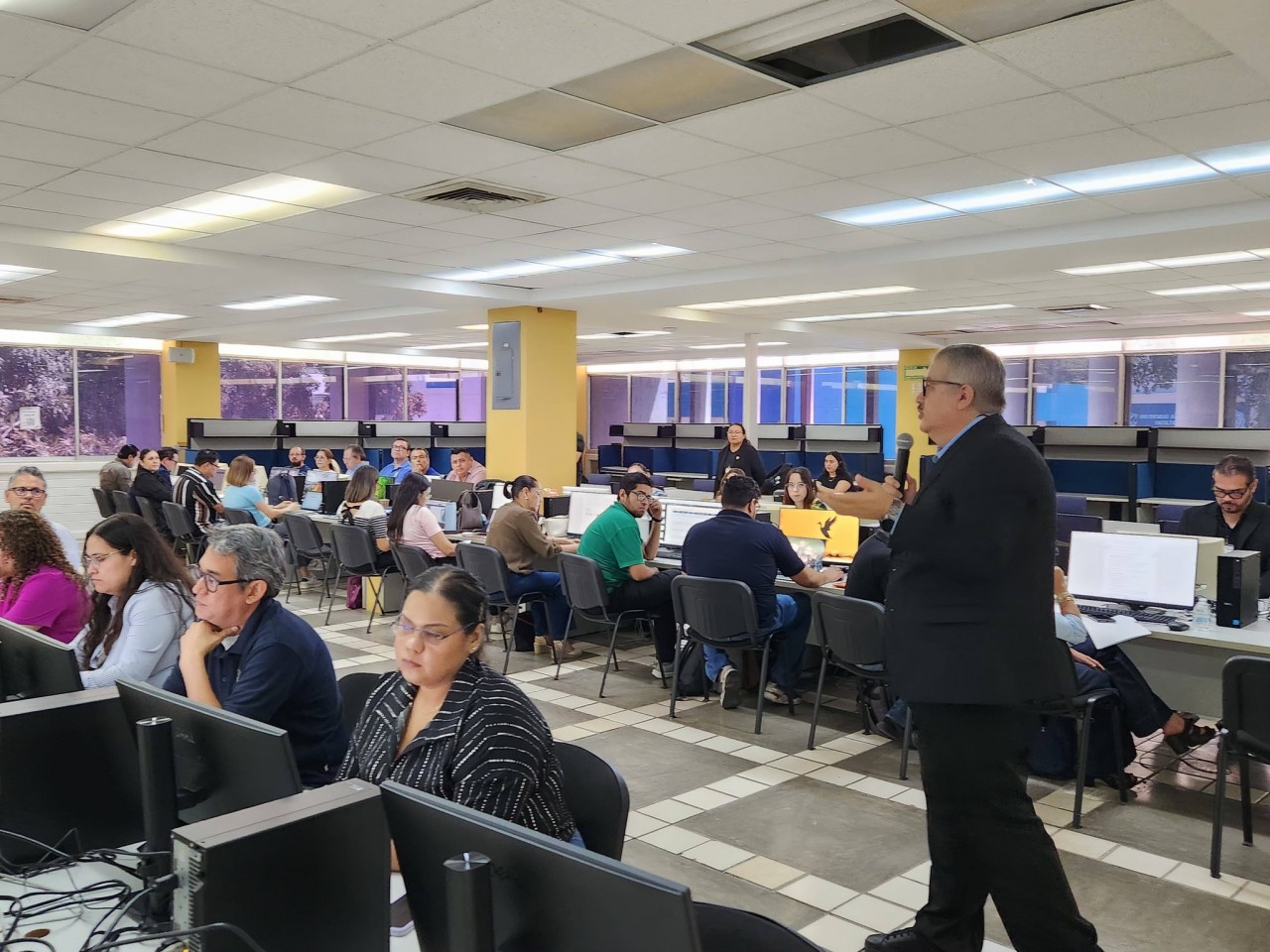 ¡Vanguardia educativa! Con más de 660 docentes capacitados, la UAS alista la implementación del proyecto Bimodalidad 50/50 para el ciclo 2026-2027