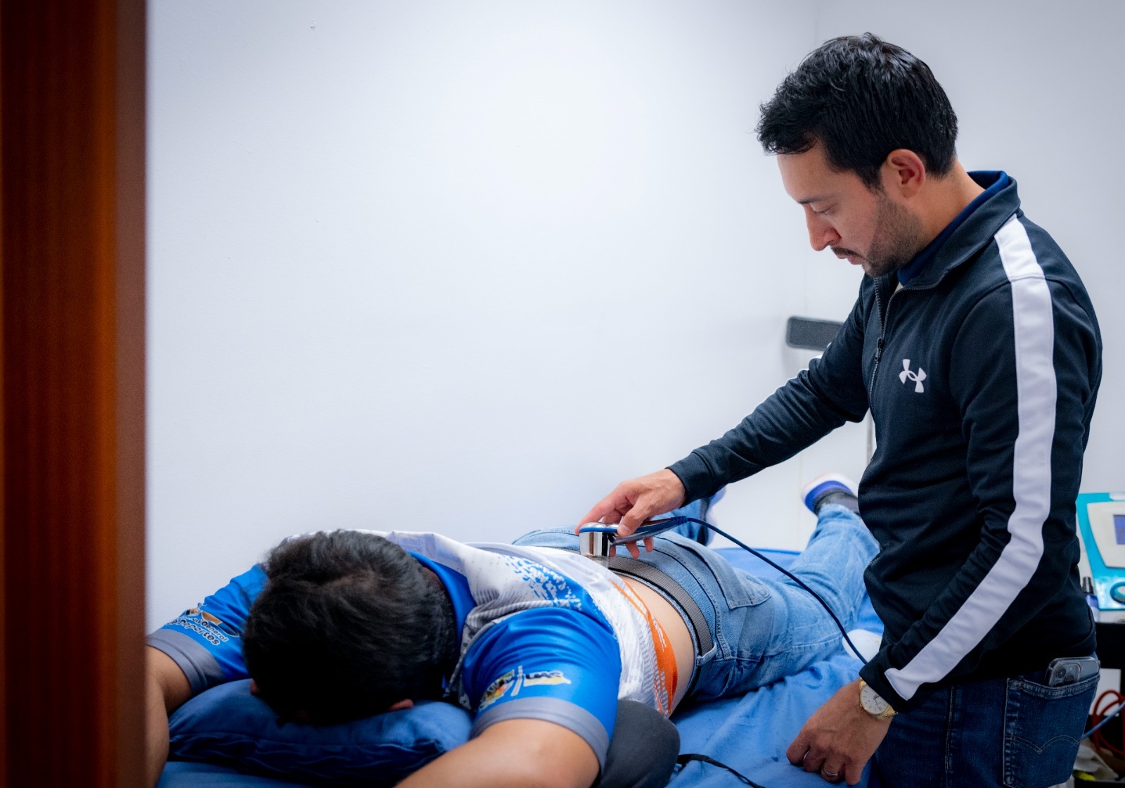 ¡No normalizar el dolor! Especialista advierte sobre los riesgos de ignorarlo y postergar la rehabilitación; es mejor prevenir secuelas permanentes