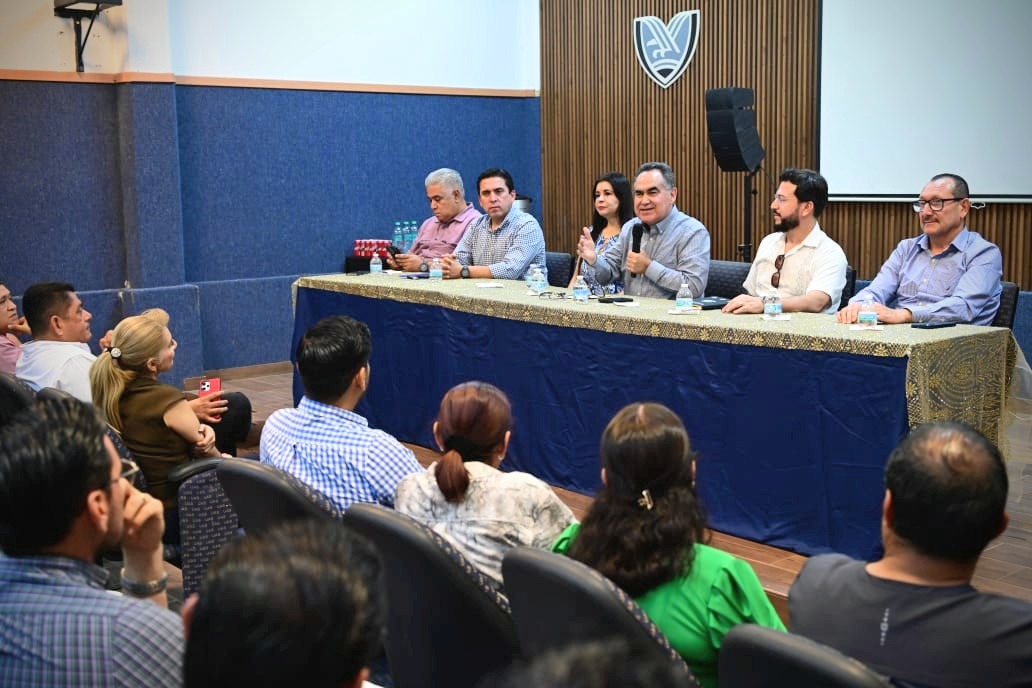 El Rector Jesús Madueña fortalece la coordinación institucional en la Unidad Regional Norte de cara al ciclo 2026-2027; sostiene reunión con directivos para implementar acciones prioritarias