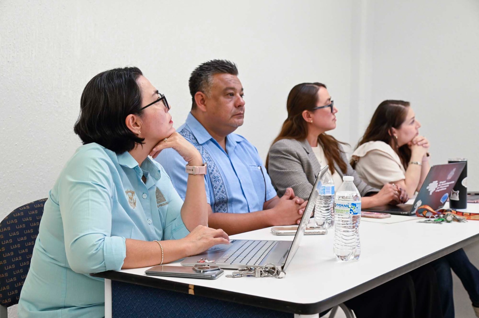 Concluyen su formación alumnos de la Maestría en Ciencias del Bienestar Psicológico y Estudios Psicosociales de la UAS; presentan investigaciones orientadas a la salud mental