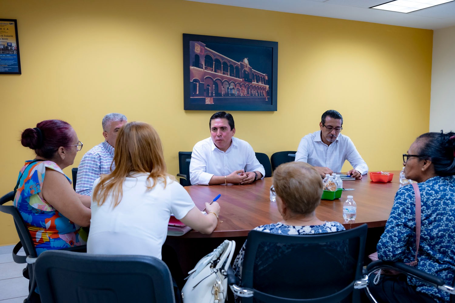 Mantiene la UAS puertas abiertas a la comunidad: escuchan peticiones de vecinos de Los Huizaches sobre la Preparatoria Marcelo Loya Ornelas