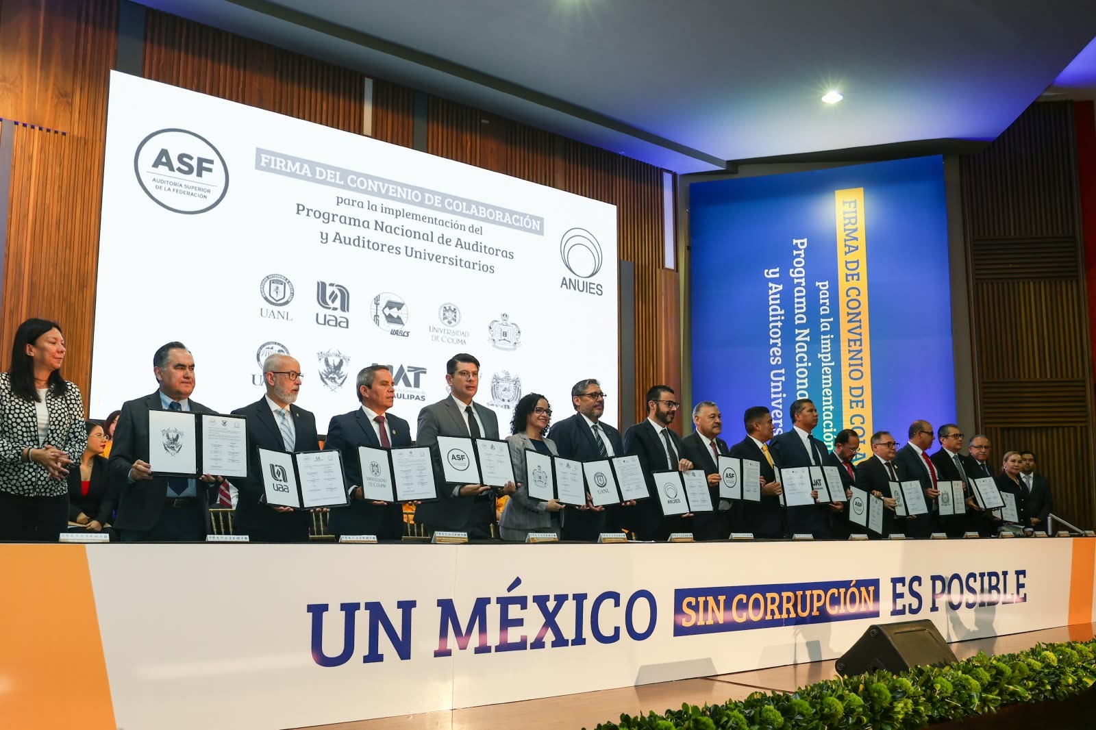 Participa el Rector Jesús Madueña Molina en la firma de convenios para impulsar la participación universitaria en el ejercicio de transparencia