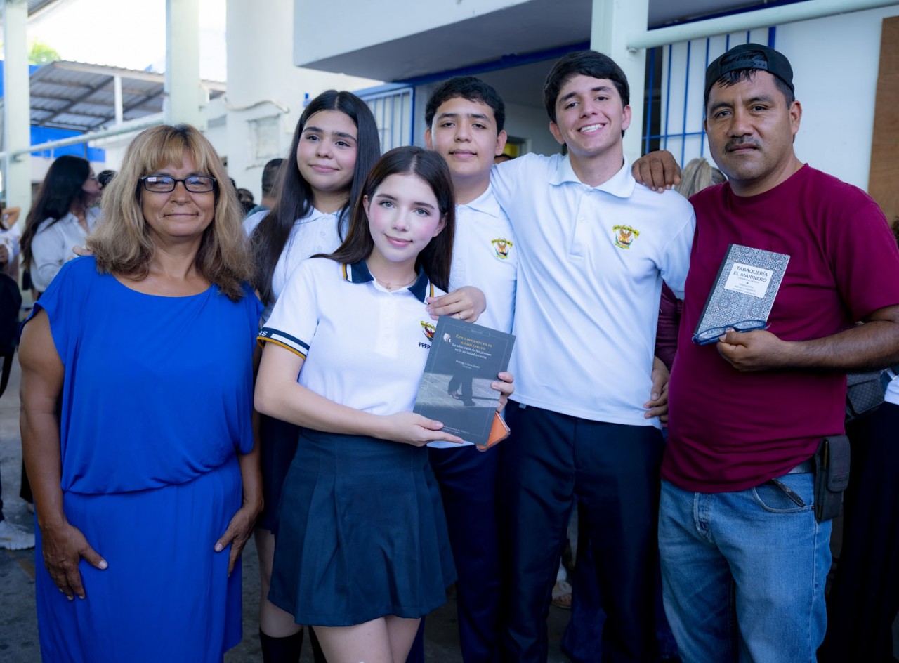 Ante los retos que enfrenta México en comprensión lectora, la UAS siembra el gusto por los libros con programas que acercan la lectura a sus estudiantes