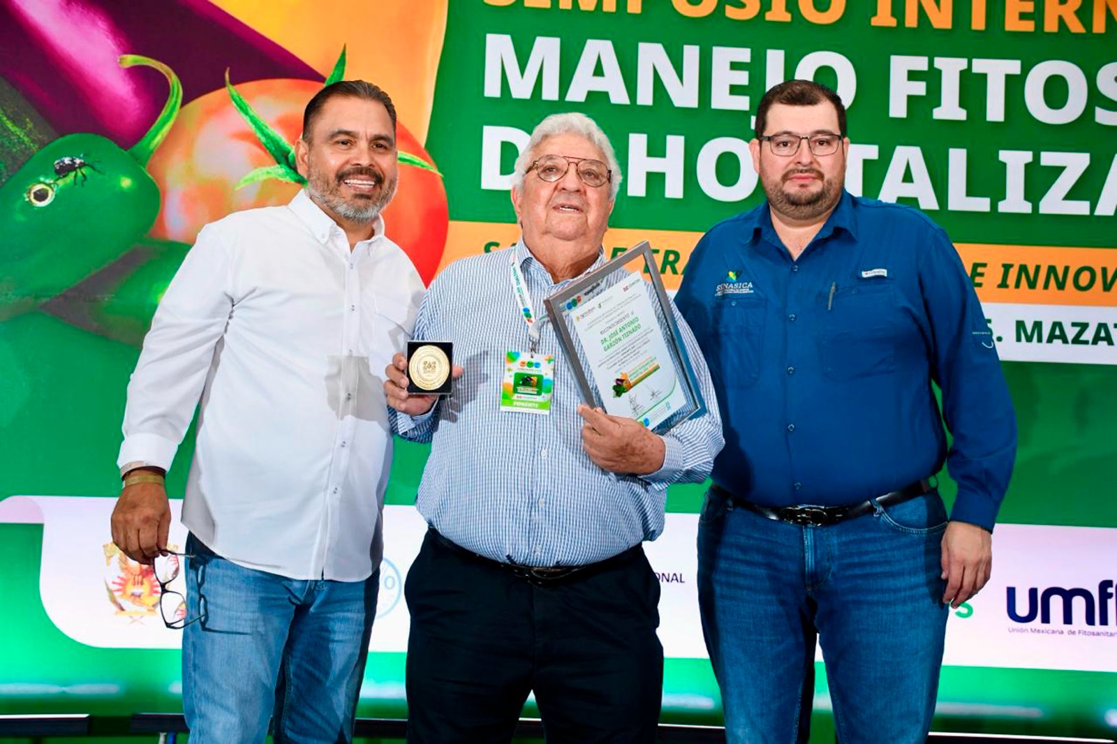 Reconocen trayectoria científica del investigador de la UAS José Antonio Garzón Tiznado por sus aportaciones a la sanidad y protección del campo sinaloense
