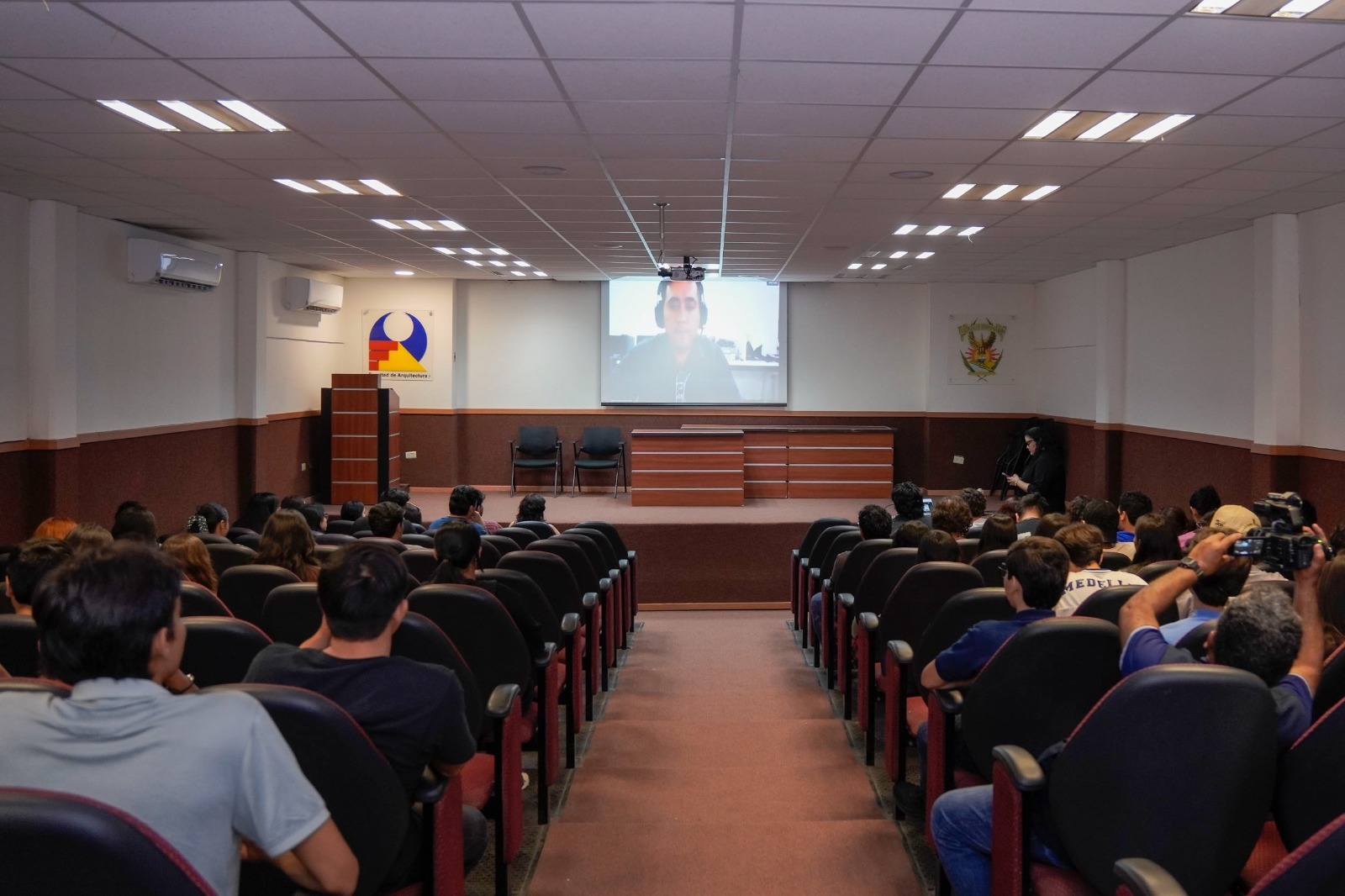 Promueve la Facultad de Arquitectura de la UAS la cultura sorda y el aprendizaje de la Lengua de Señas Mexicana entre sus estudiantes